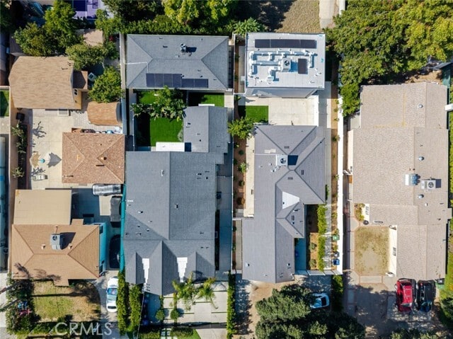 Building Photo - 6835 Yolanda Ave