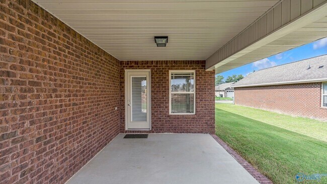 Building Photo - 2645 Ashtynn Pl SW