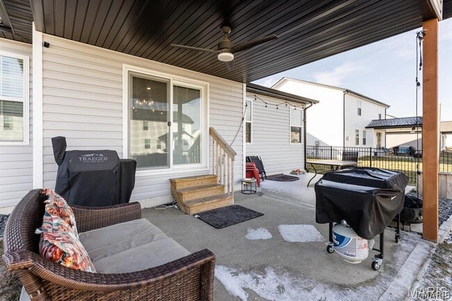 Building Photo - 3505 Chippewa Dr