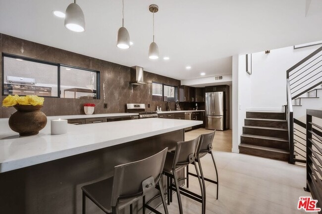 Building Photo - 3601 Dixie Canyon Pl