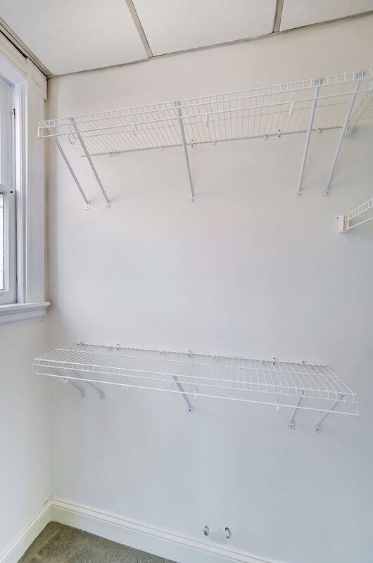 Building Photo - 2701 Cleinview Ave