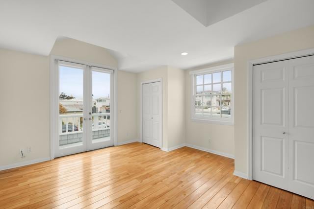 Building Photo - 475 Marine St