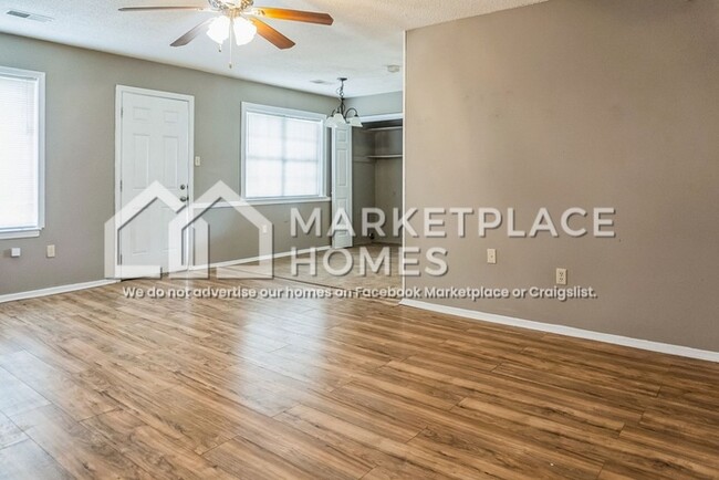 Building Photo - 5231 Haynes Dr