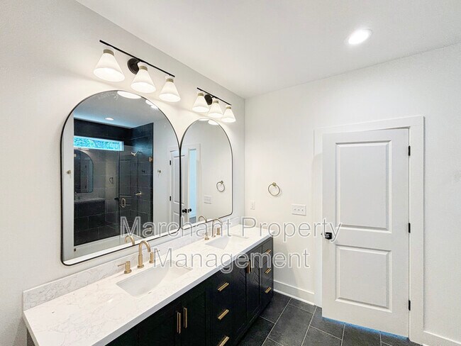 Building Photo - 3715 Greenpond Rd