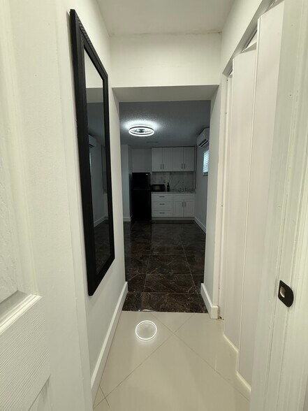 Building Photo - 2311 N 70th Ter