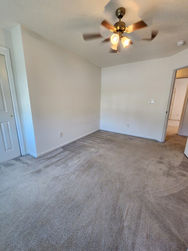 Building Photo - 276 Weatherford Way