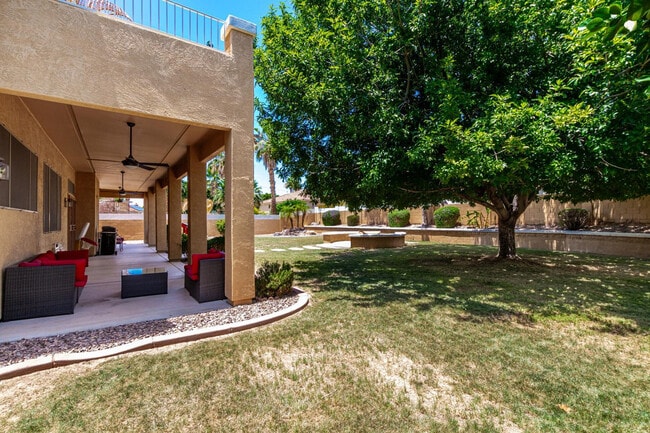 Building Photo - 13324 W Annika Dr