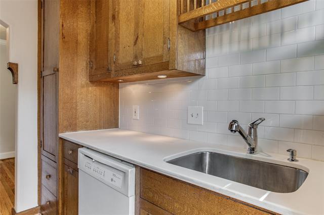 Building Photo - 5928 Penrose Ave