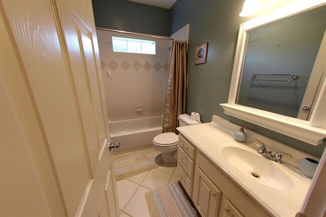 Building Photo - 7202 Harmony Cove