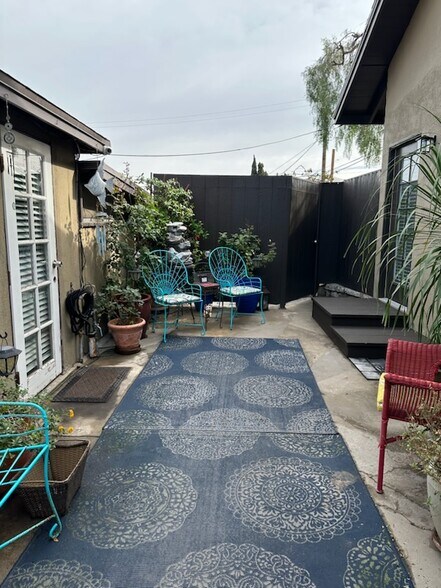 Building Photo - 8208 Truxton Ave