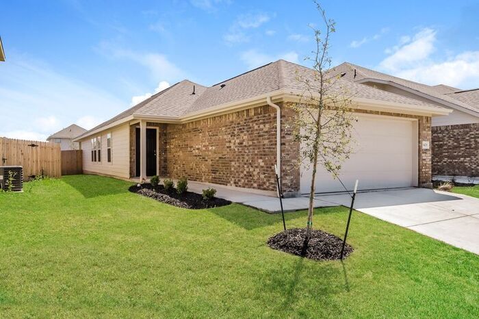 Building Photo - 9418 Somers Bend