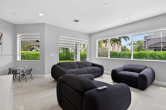 Building Photo - 2167 SW 176th Terrace