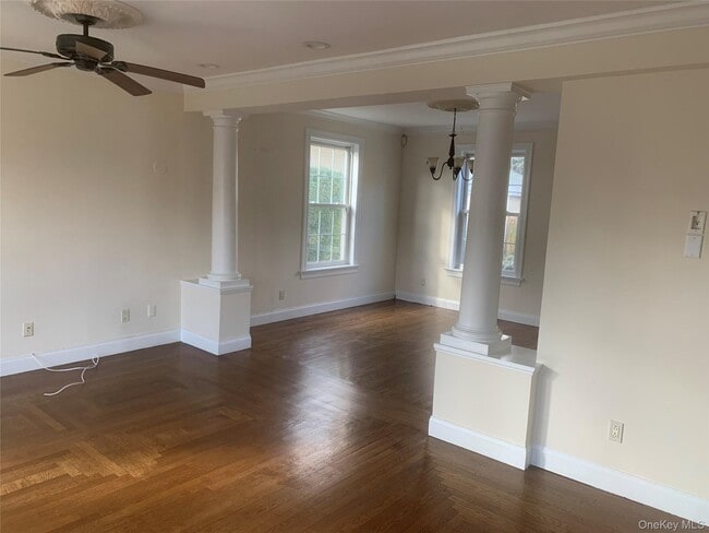 Building Photo - 28 Nautilus Pl