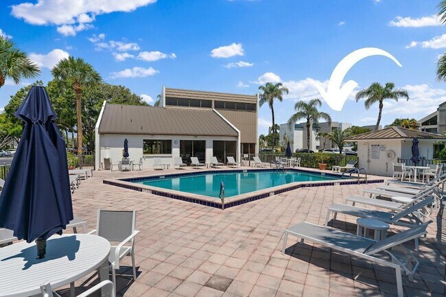 Building Photo - 1605 S US Hwy 1