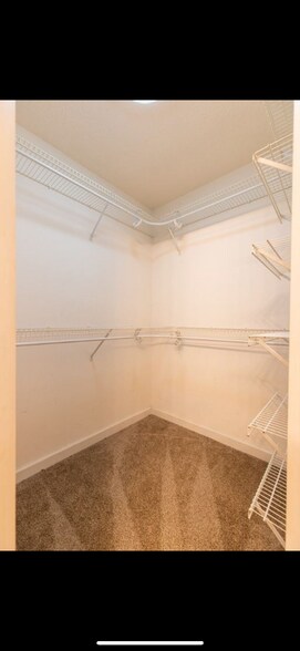 Building Photo - 6065 Val Del Rd