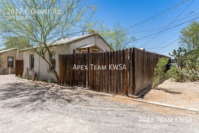 Building Photo - 2617 E Grant Rd