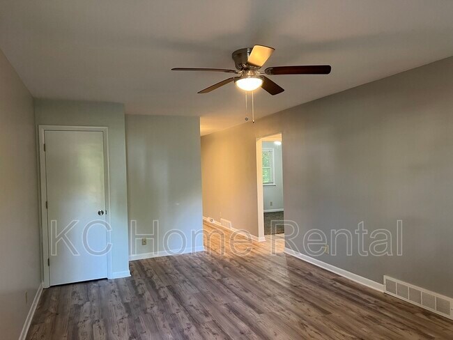 Building Photo - 506 Santa Fe St