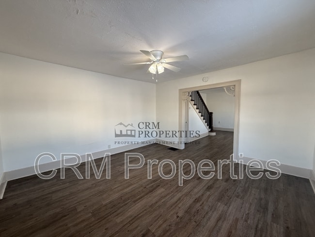 Building Photo - 811 N Webster St