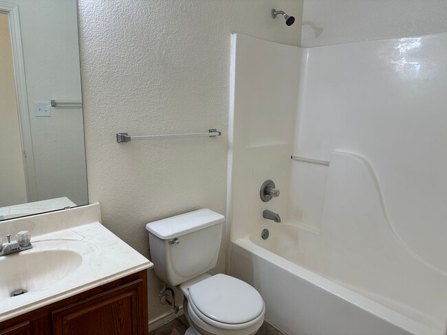 Building Photo - Nice one story home in Keller ISD.