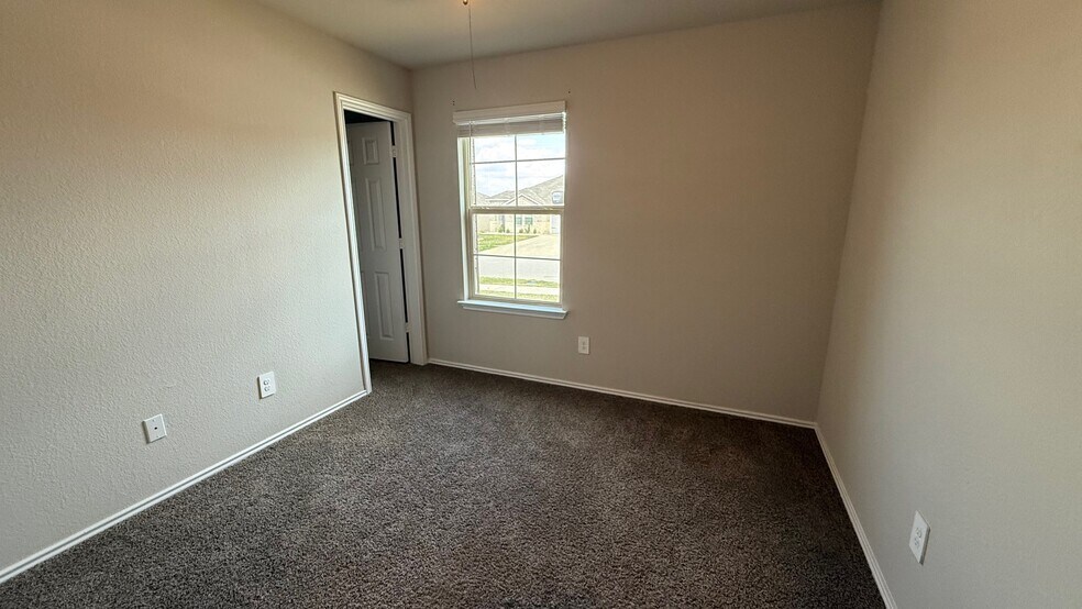 Building Photo - 2333 Merganser Dr