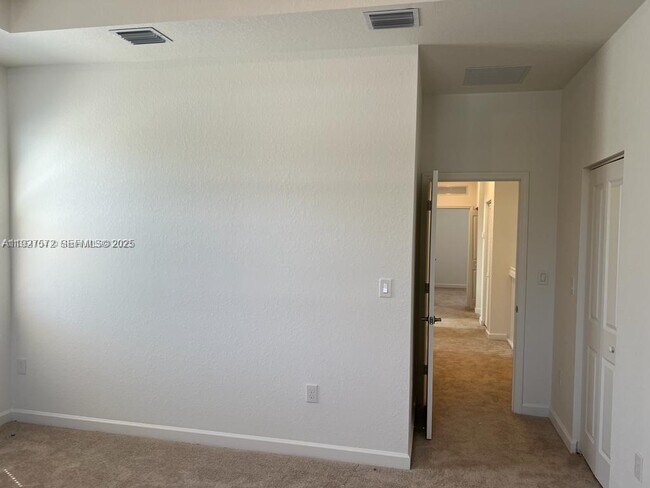 Building Photo - 2281 NW 131st Cir