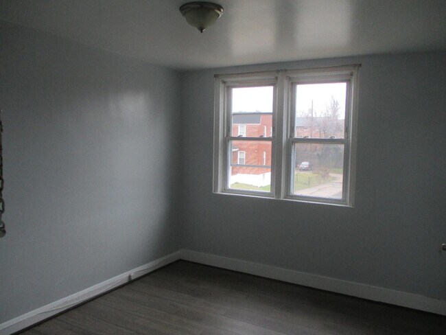 Building Photo - 2863 Edgecombe Cir S