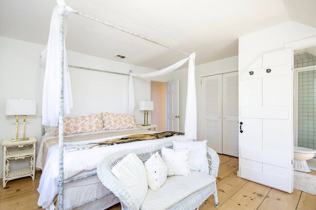 Building Photo - 57 Osborne Ln