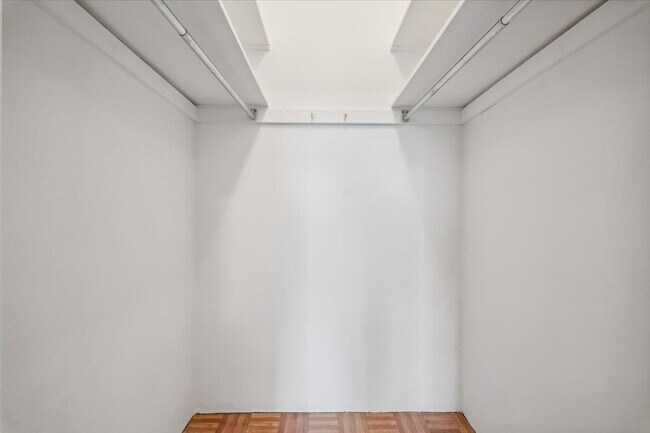 Building Photo - 45 Popham Rd