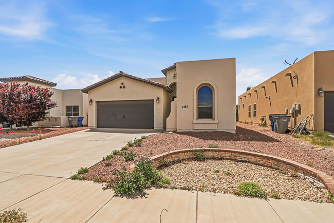 Building Photo - 2157 Honour Point Pl