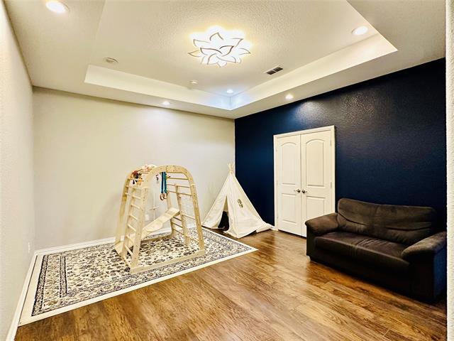 Building Photo - 401 Plumeria Dr
