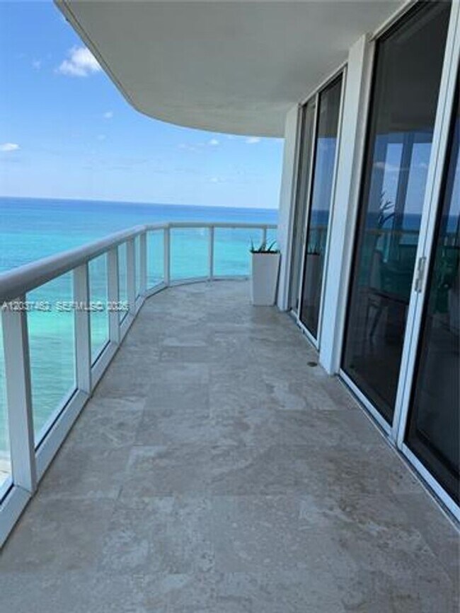 Building Photo - 6365 Collins Ave