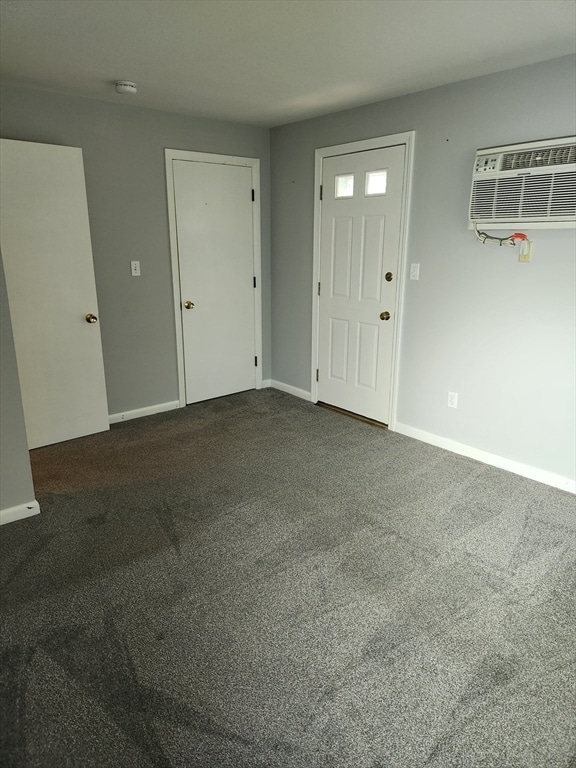 Building Photo - 29 Sherman St