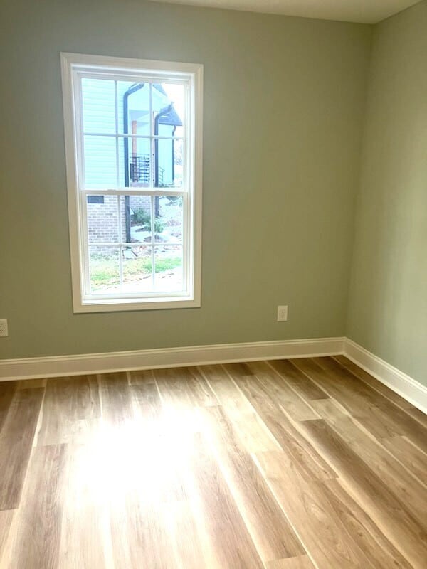 Building Photo - Brand New Beautiful Home with 2 car garage and appls!