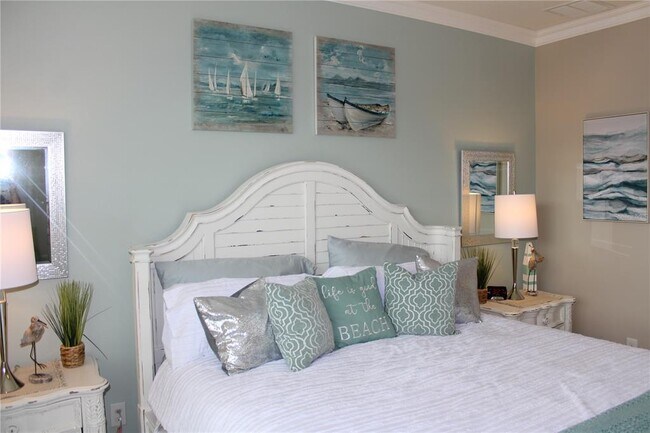 Building Photo - 13702 Messina Loop