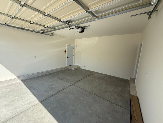 Building Photo - New Construction 3 Bedroom ADU for Rent in North Hollywood!
