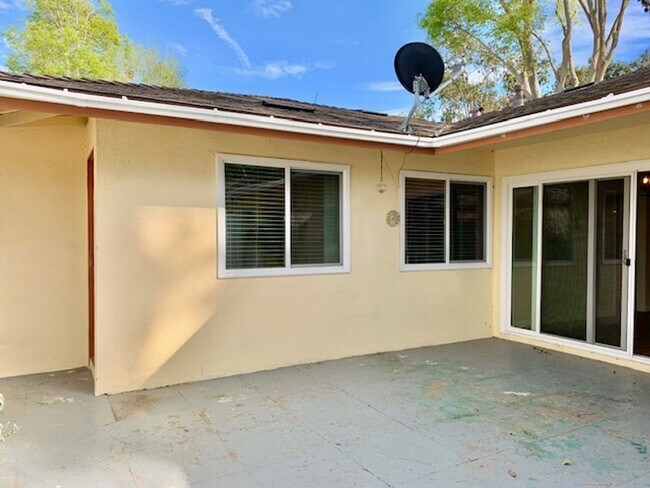 Building Photo - 109 E Channel Islands Blvd