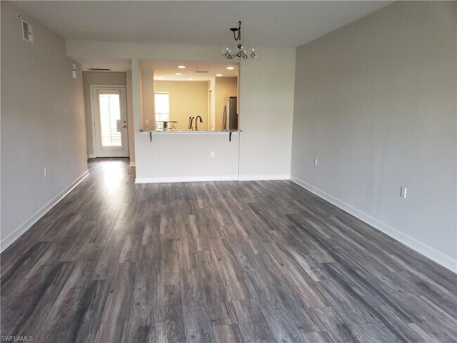 Building Photo - 3013 Driftwood Way