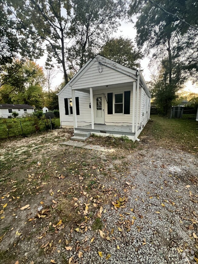 Building Photo - Newly Remodeled Cozy 2-Bedroom Home in Lou...