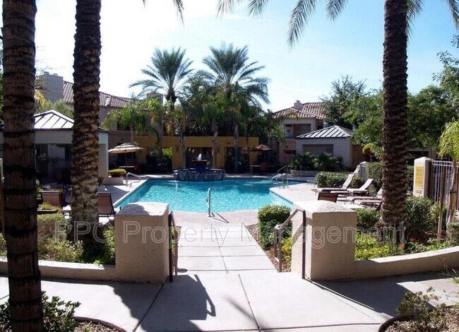 Building Photo - 11375 E Sahuaro Dr