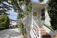 Building Photo - 645 Thalia St