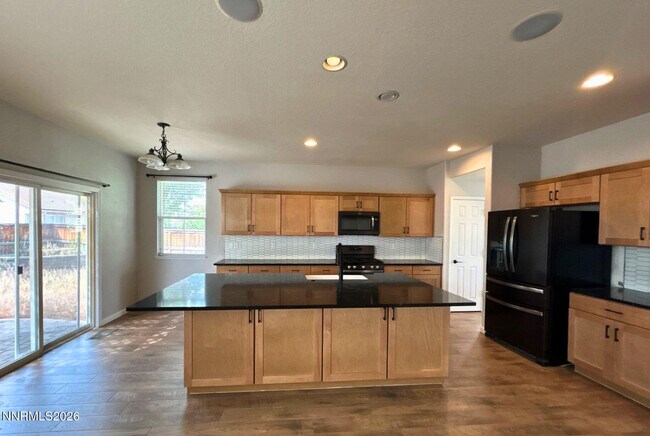 Building Photo - 6630 Accolade Court