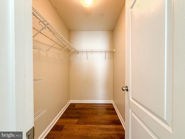 Building Photo - 1005 Sithean Way