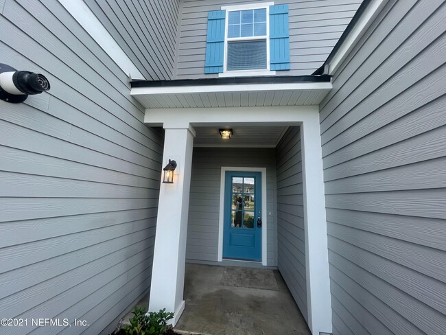 Building Photo - 34 Pinebury Ln