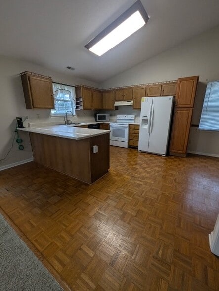 Building Photo - 278 Longfellow Ln