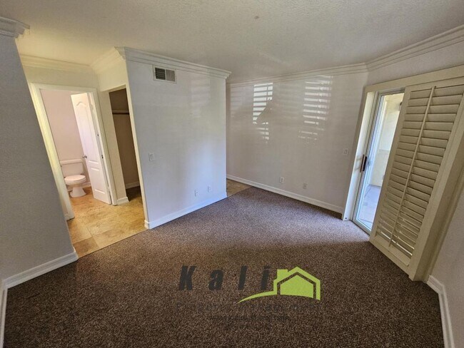 Building Photo - 755 Brookstone Rd