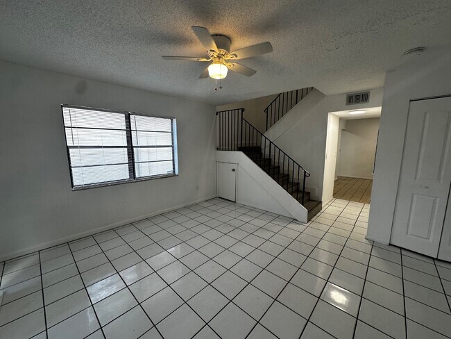 Building Photo - 2436 NW 52nd Ave