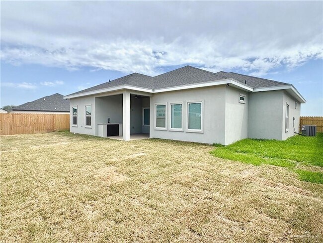 Building Photo - 1003 Durango Dr