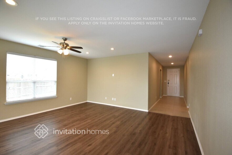 Building Photo - 2106 Slow Stream Dr