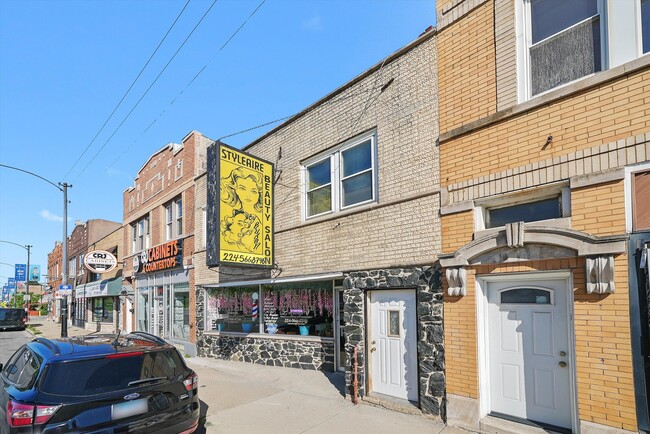 Building Photo - 5096 S Archer Ave