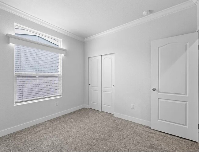 Building Photo - AVAILABLE NOW